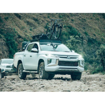 Mitsubishi Triton/L200 / 5th Gen (2015-2023) Slimline II Kit de grade de tejadilho