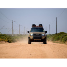 Toyota Land Cruiser Prado 250 (2024-Current) Slimsport Kit de grade de tejadilho / Barra de iluminação Ready