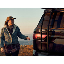 Toyota Sequoia (2023-Current) Escada